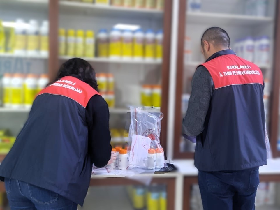 Kırklareli’nde zirai ilaç bayi kontrolleri: Alınan numuneler İstanbul’a gönderildi
