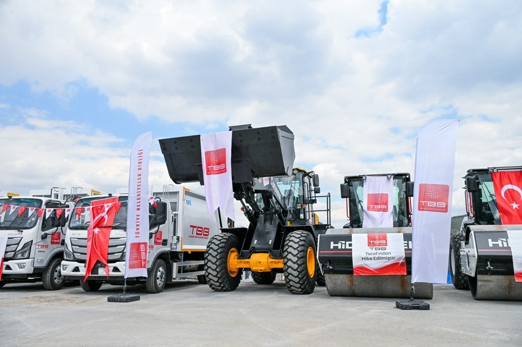 Kırköy Belediyesi araç filosunu genişletti
