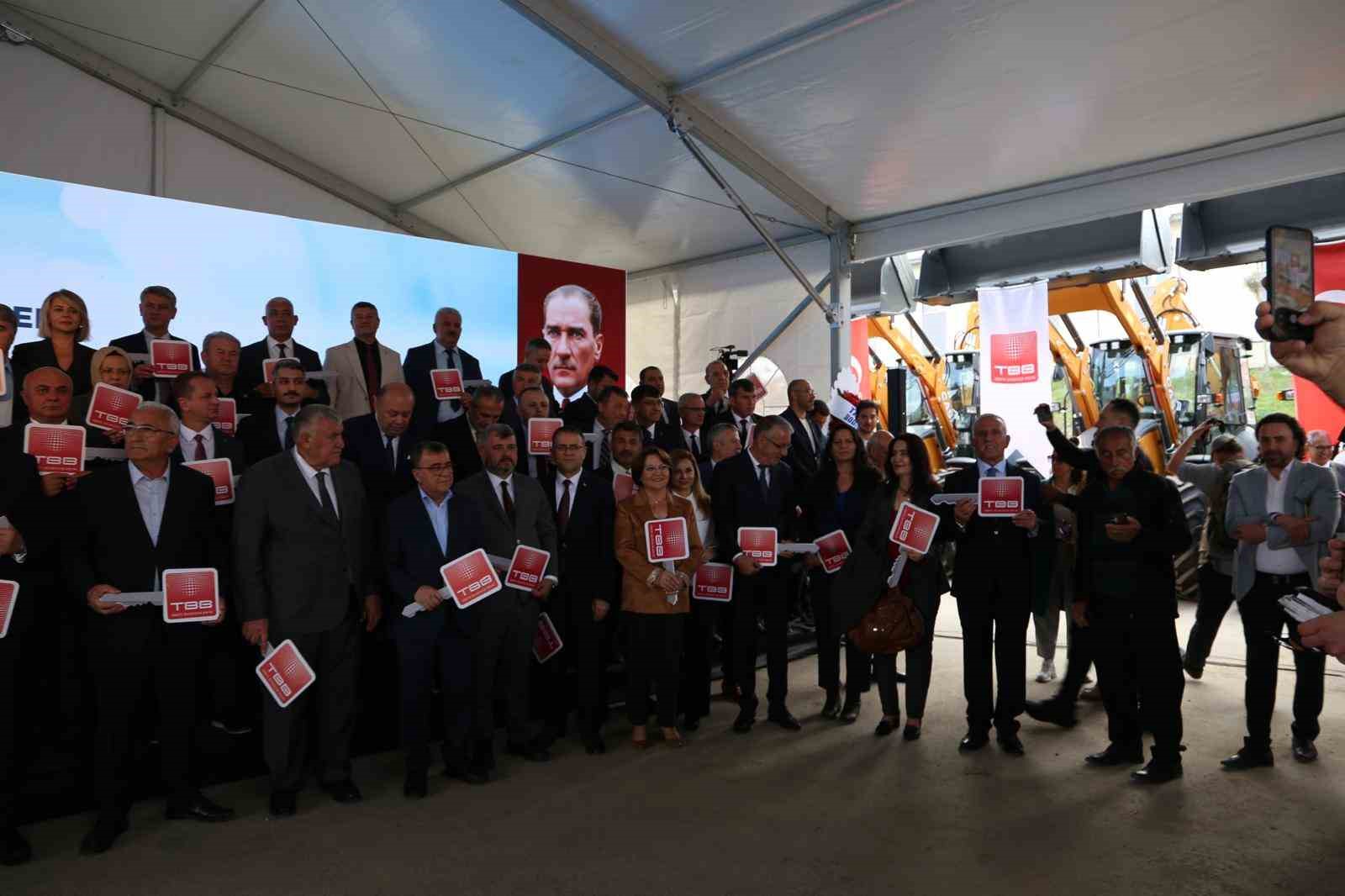 Kırköy Belediyesi araç filosunu genişletti
