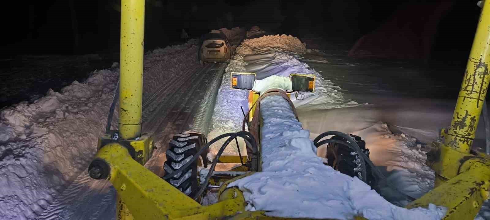 Kırsalda kapalı mahalle yolu kalmadı
