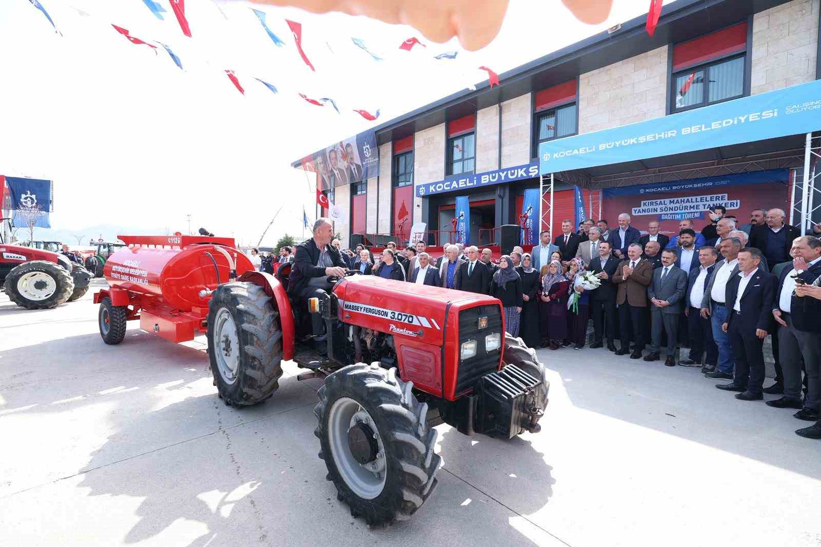 Kırsalda yangına ilk müdahale kadınlardan
