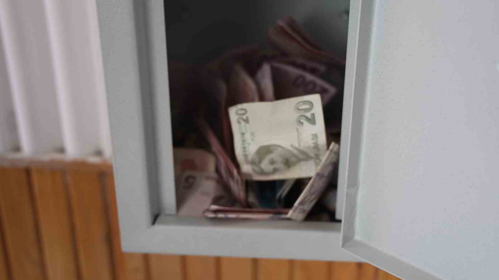 Kırşehir Endüstri ve Meslek Lisesi’nde Ahiliğin ’orta sandığı’ geleneği yaşatılıyor
