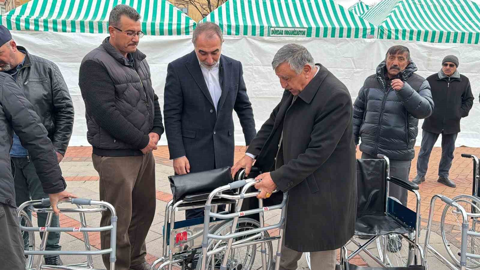 Kırşehir’de engelli ve yaşlılara akülü ve engelli araç desteği
