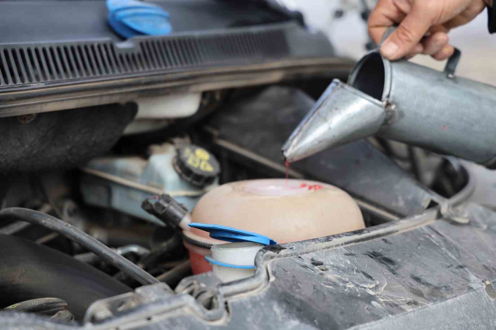 Kırşehir’de oto marketlerde kış ürünlerine talep arttı
