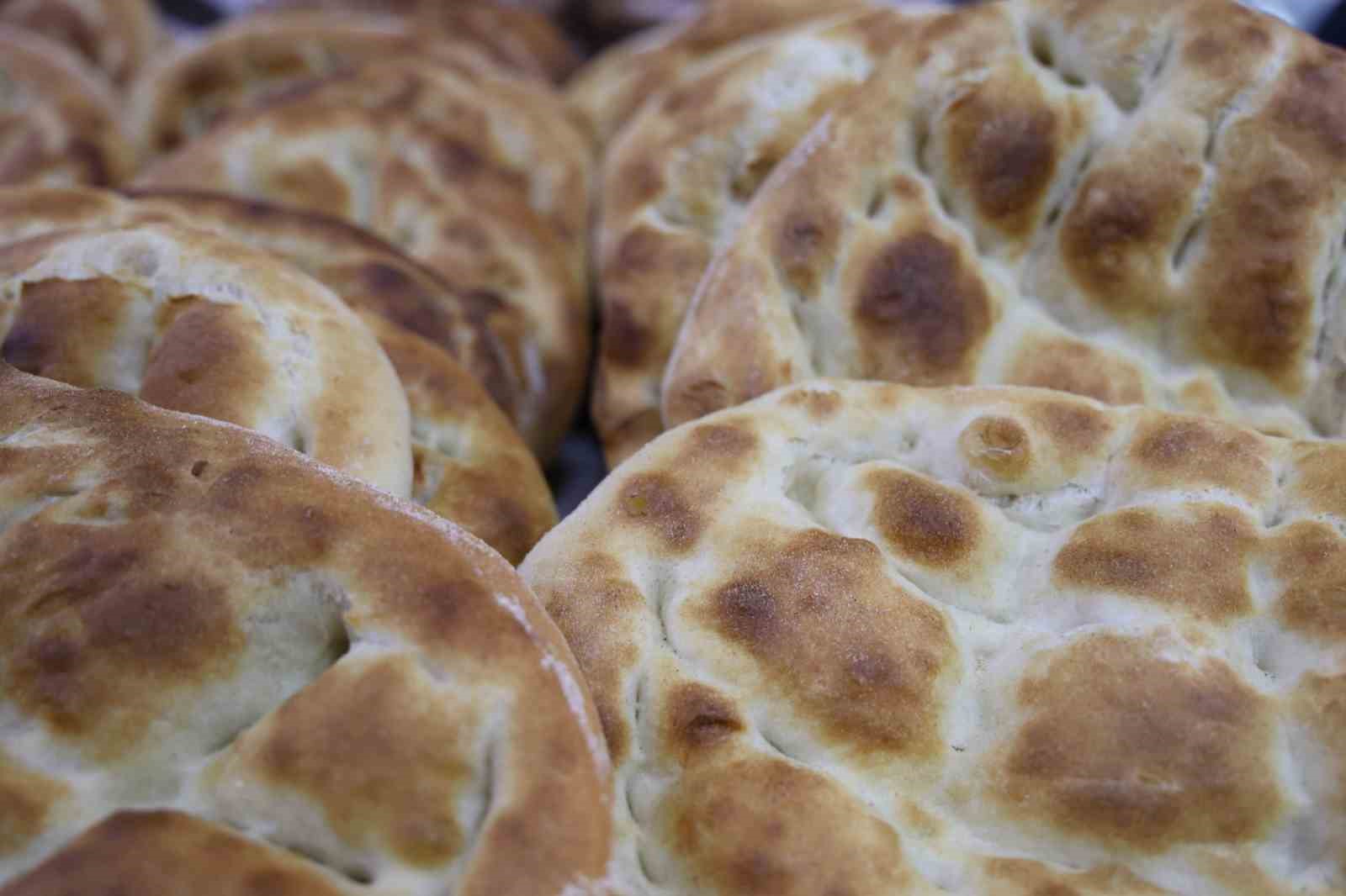 Kırşehir’de Ramazan pidesi fiyat tarifesi açıklandı
