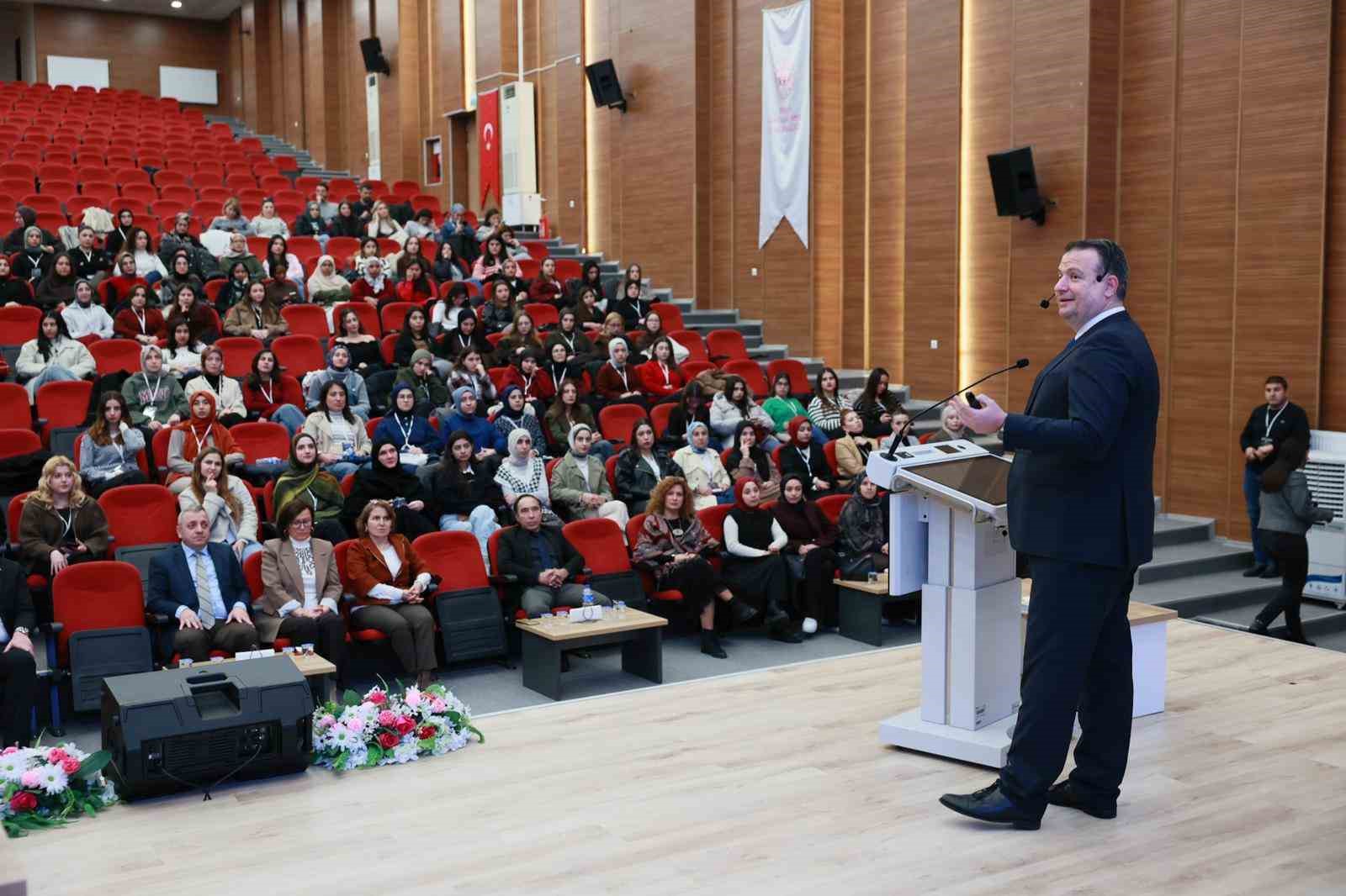 Kış kampı heyecanı Denizli’de yaşandı
Kış kampı heyecanı Denizli’de yaşandı