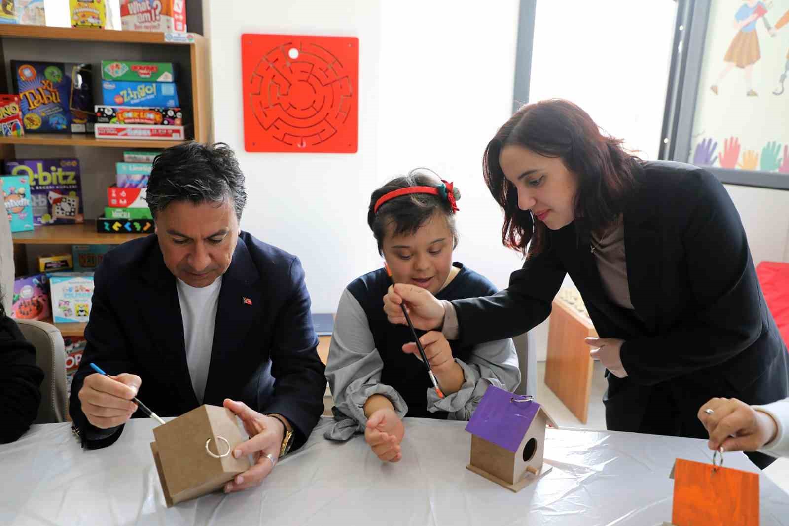 ‘Kısa Mola’ merkezleri ailelere nefes oldu
