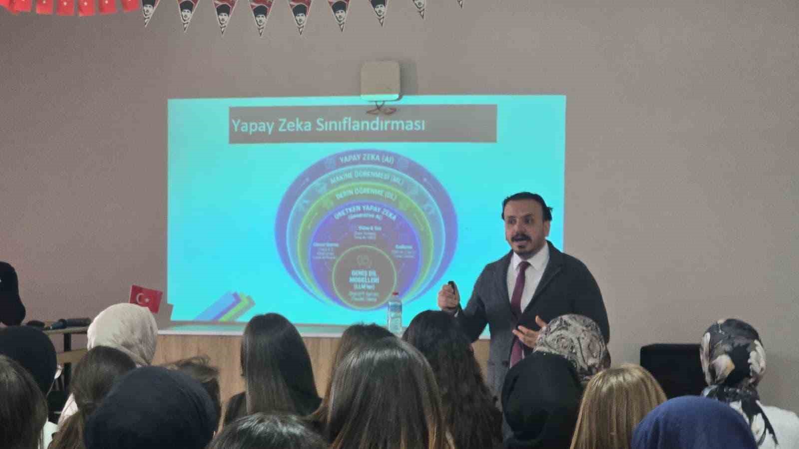 Kız meslek lisesinde bilim söyleşisi
