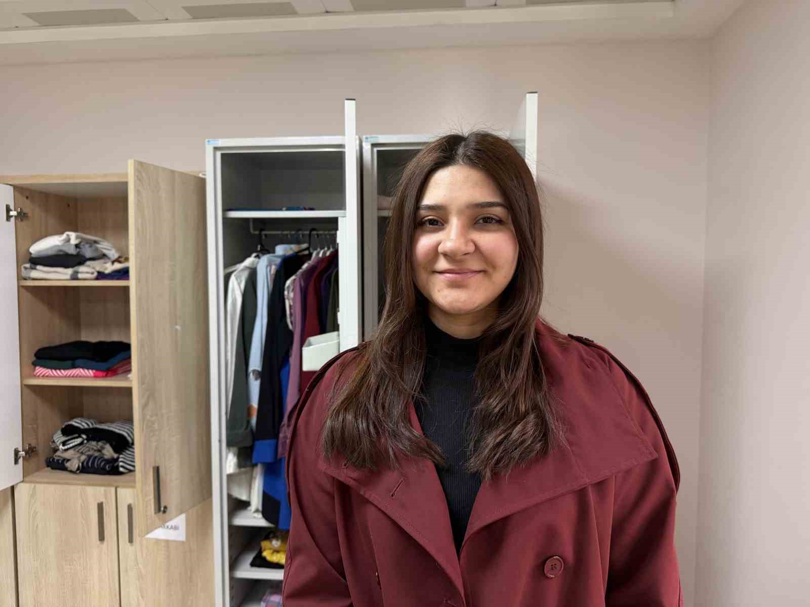 Kız öğrencilerden gönülleri ısıtan proje
