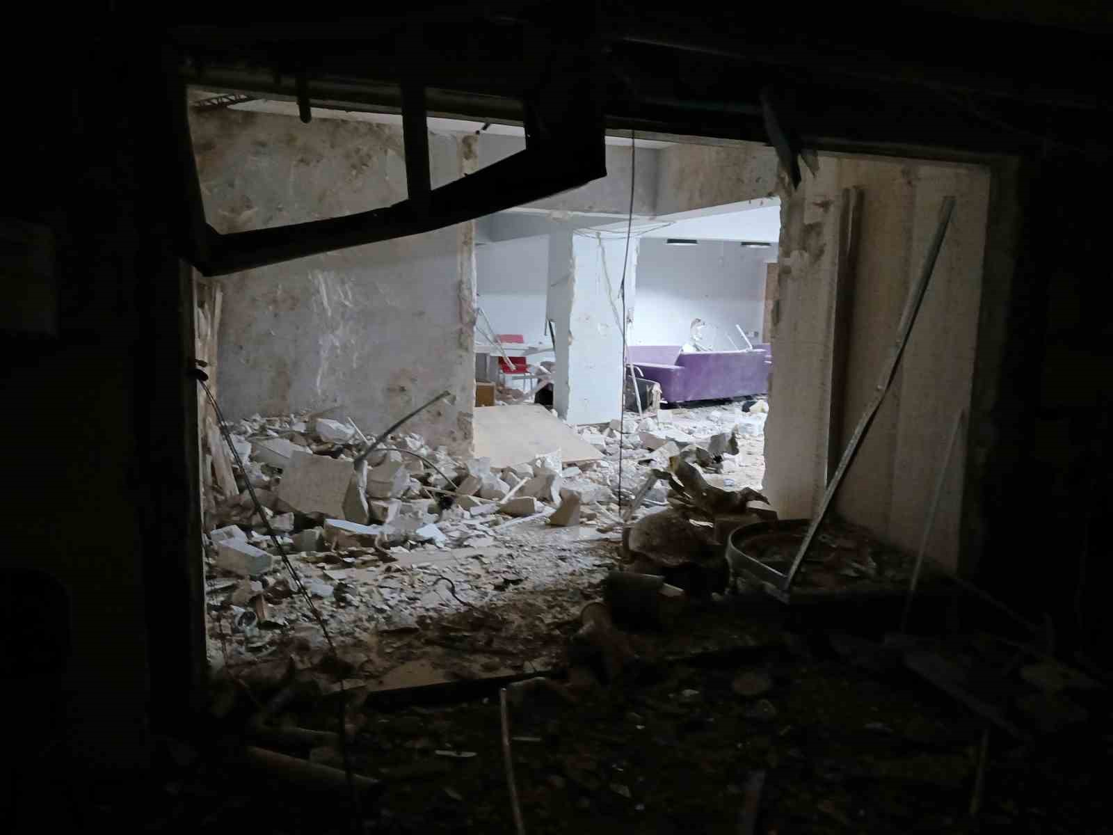 Kız yurdunda korkutan patlama: Öğrenciler otele yerleştirildi
