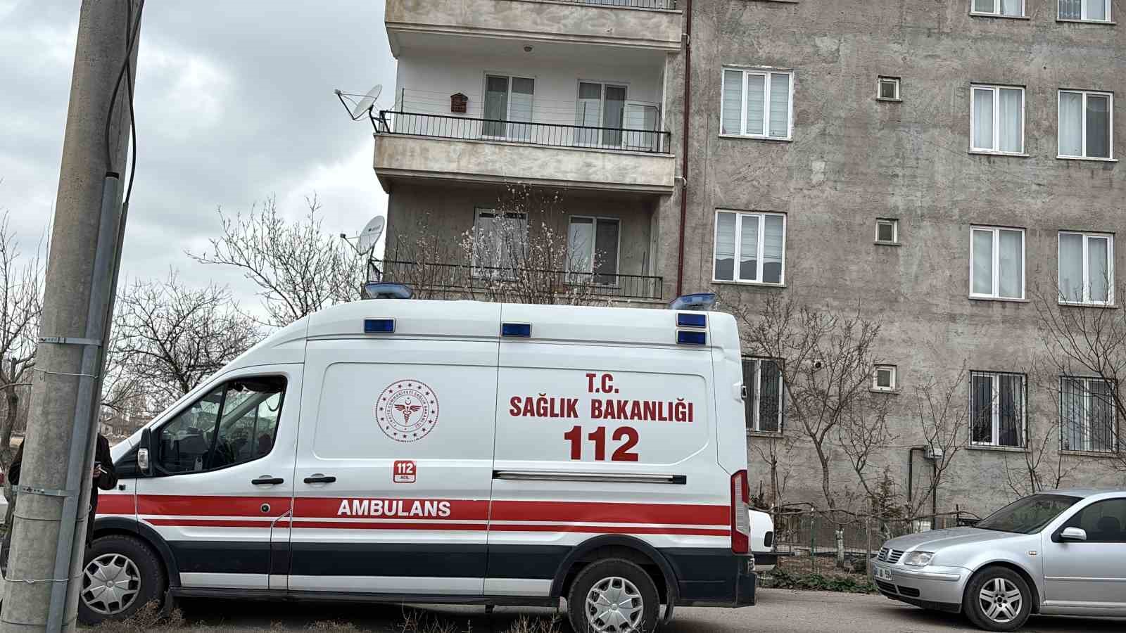 Kızı ve damadı tarafından evinde ölü bulundu
