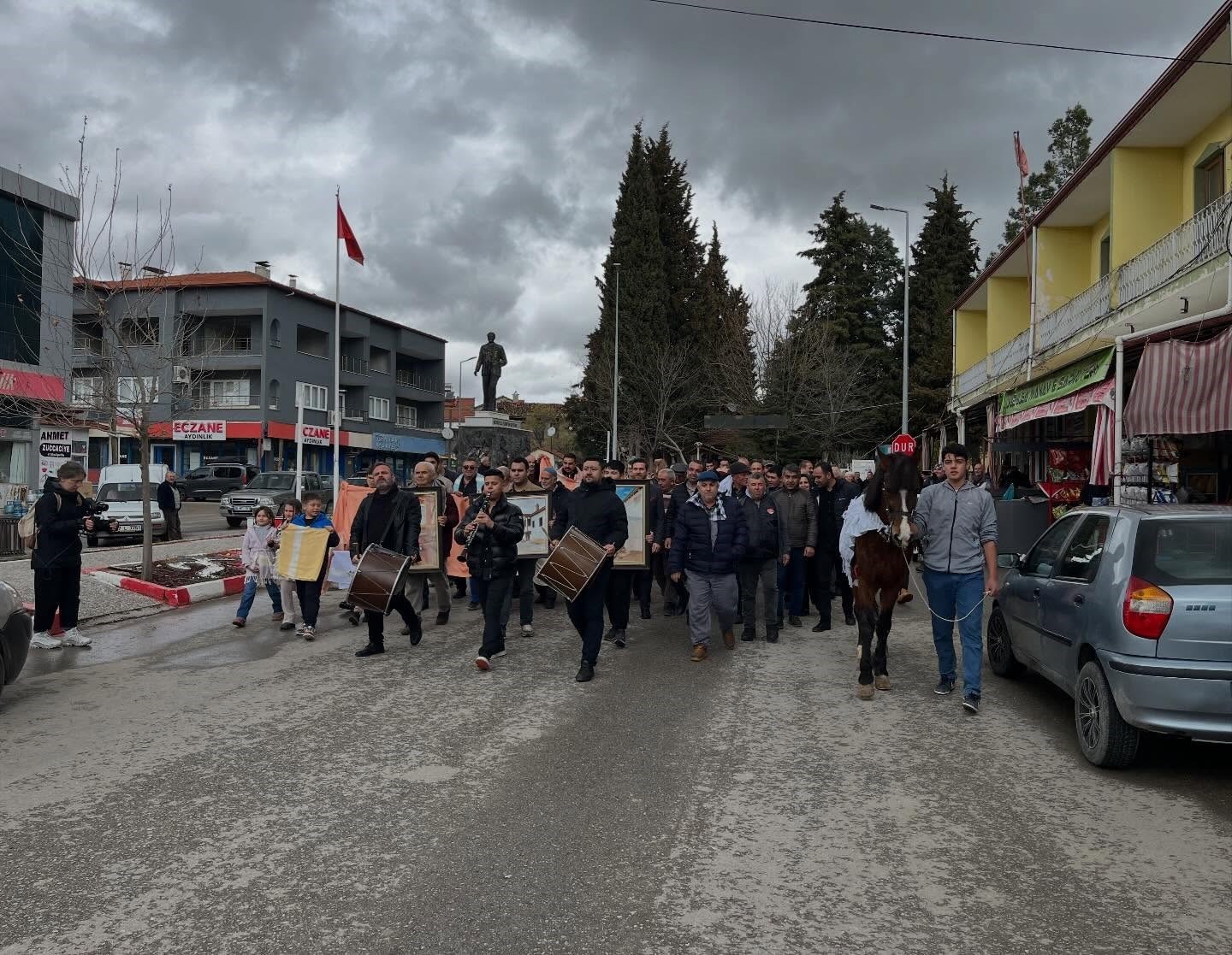 Kızılcabölük dokumasının hikâyesi film oldu
