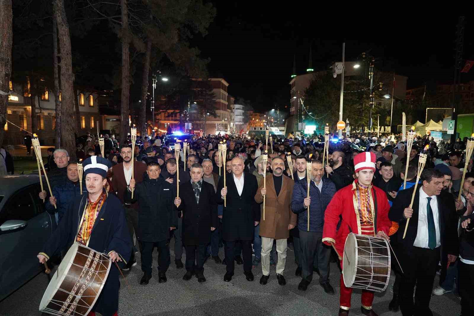 Kızılcahamam’da Ramazan coşkusu fener alayı ile yaşandı
