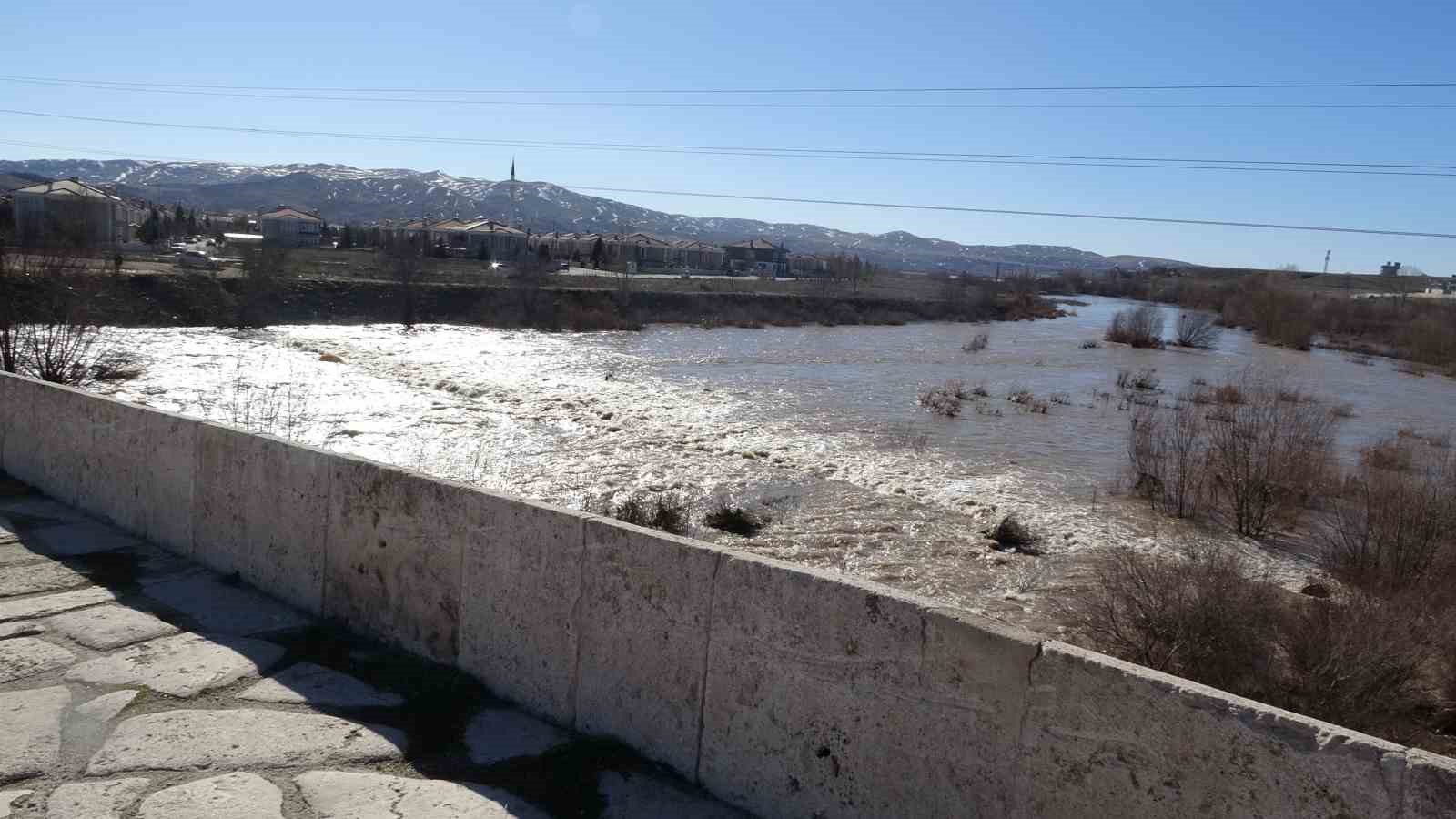 Kızılırmak’ın debisi son 15 yılın en yüksek seviyesine ulaştı
