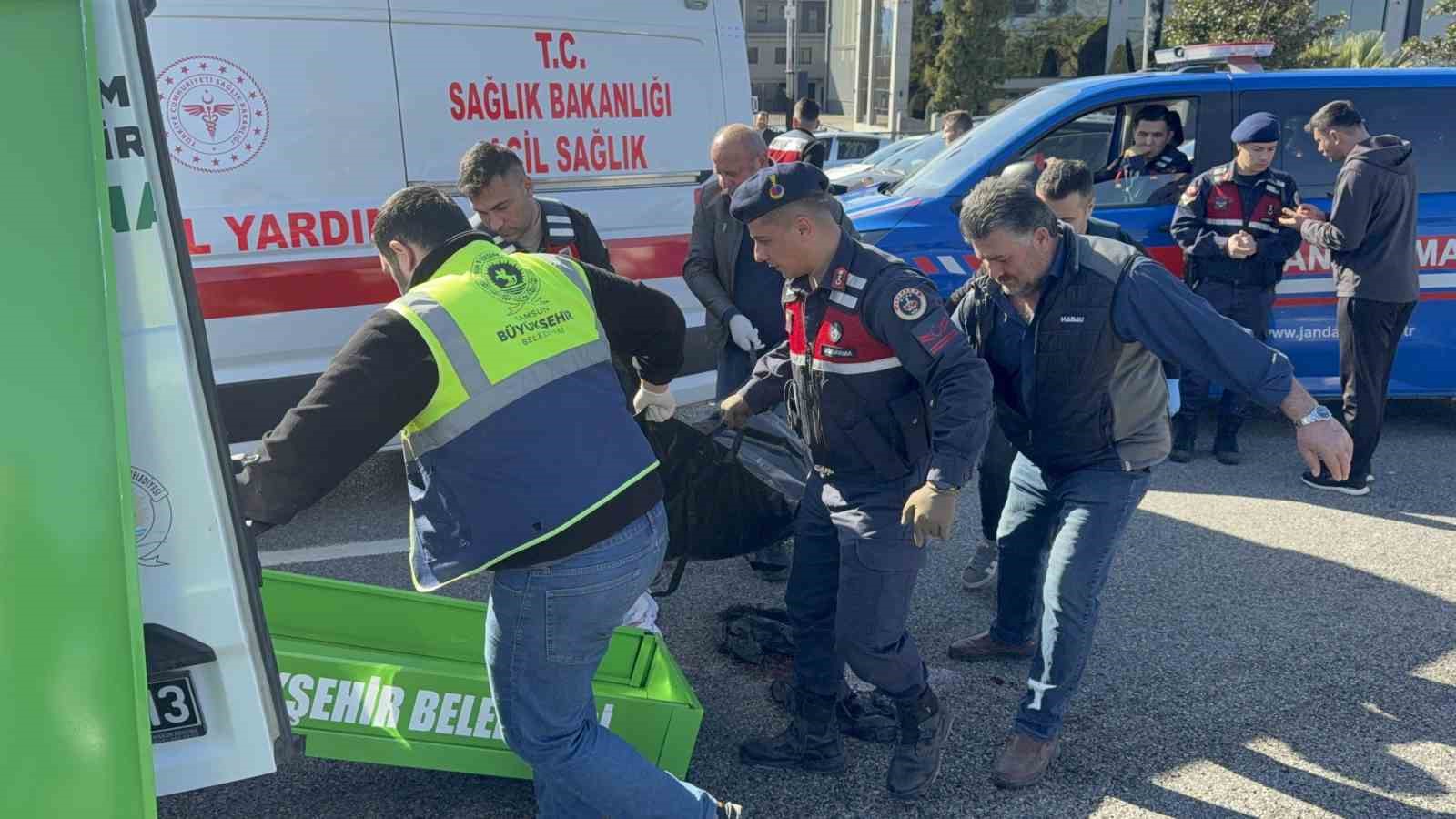 Kızına kahvaltıya giderken feci son: Kaza anı güvenlik kamerasında
