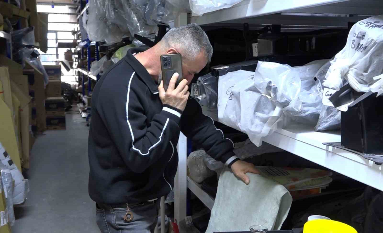 Kızının komşusuna telefon bankacılığı bilgilerini verdi, hayatı karardı
