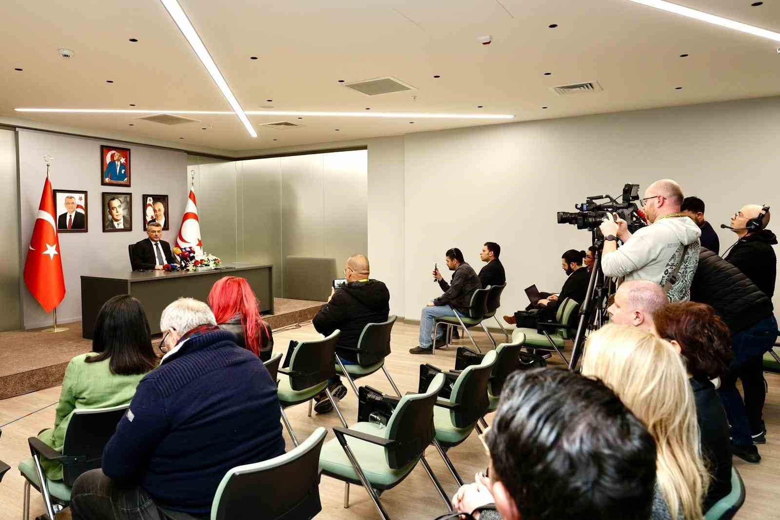 KKTC Cumhurbaşkanı Erhürman: "Dönüşümlü başkanlık gibi temel başlıklar netleşmeden ikinci aşamaya geçilmesi mümkün değildir"
