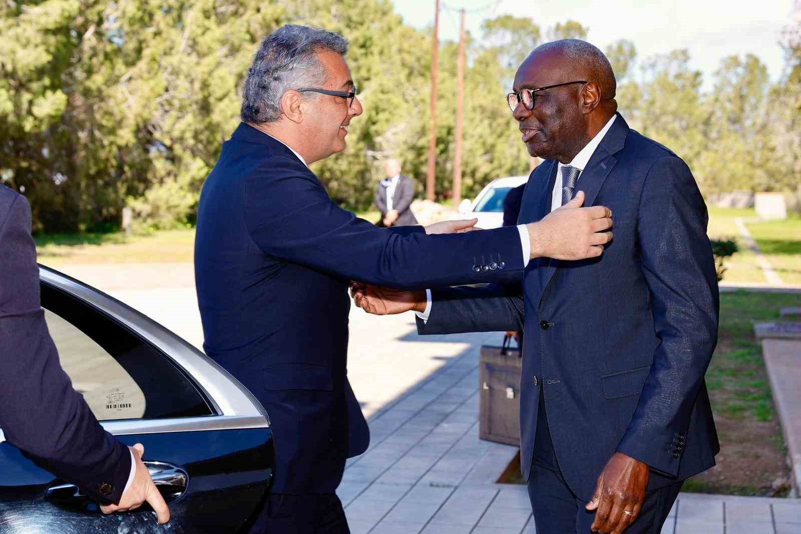 KKTC ve GKRY liderlerinden ilk baş başa görüşme
