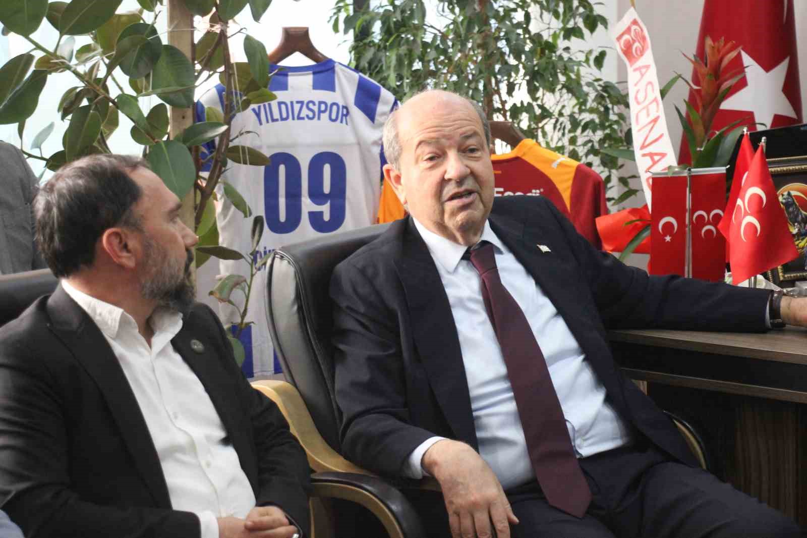 KKTC’nin 5’inci Cumhurbaşkanı Tatar Menderes ve Zorlu’yu andı: "Onların eseri unutulmaz"
