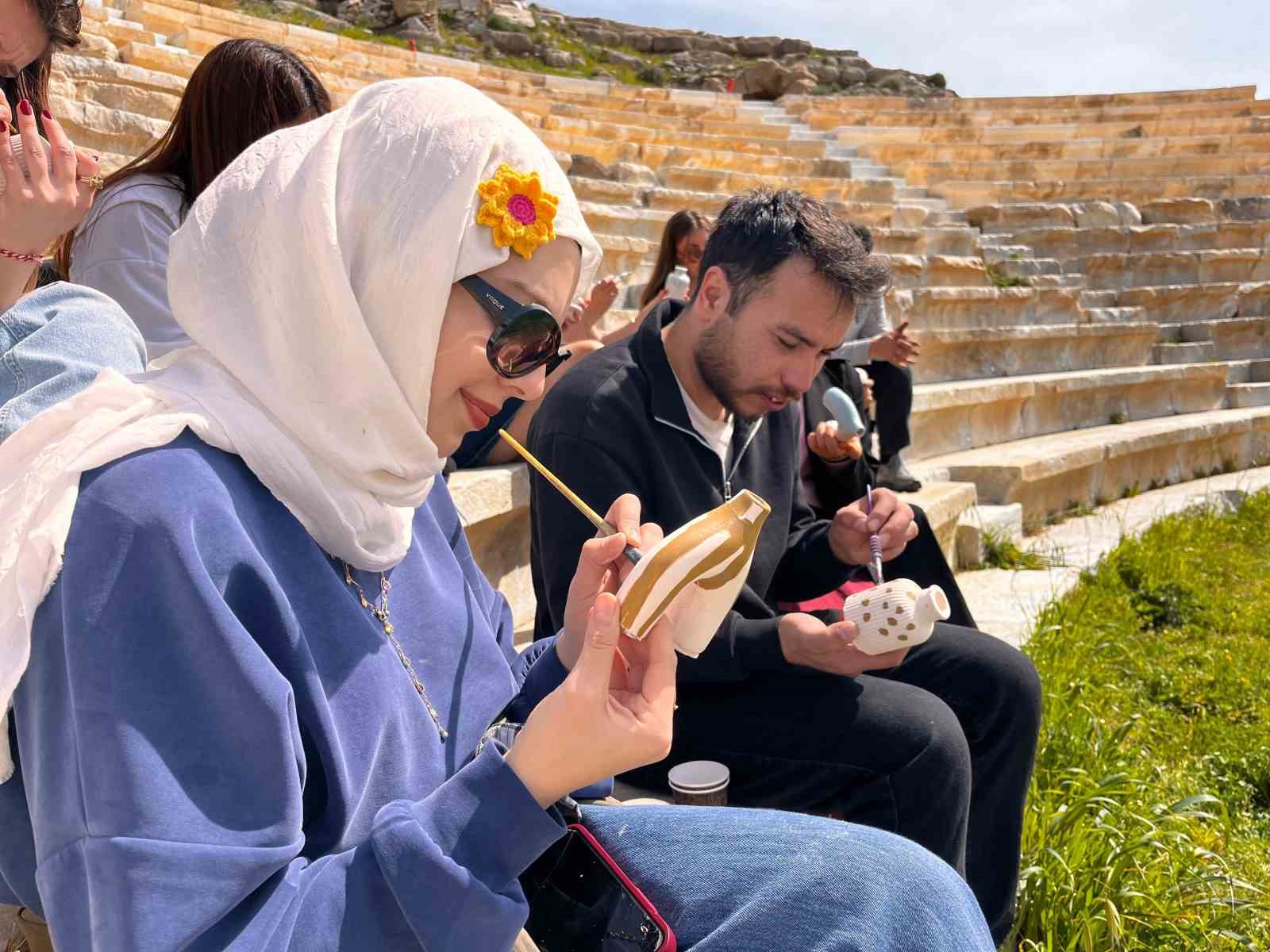 Knidos’un tarihi gençlerin elinde şekilleniyor
