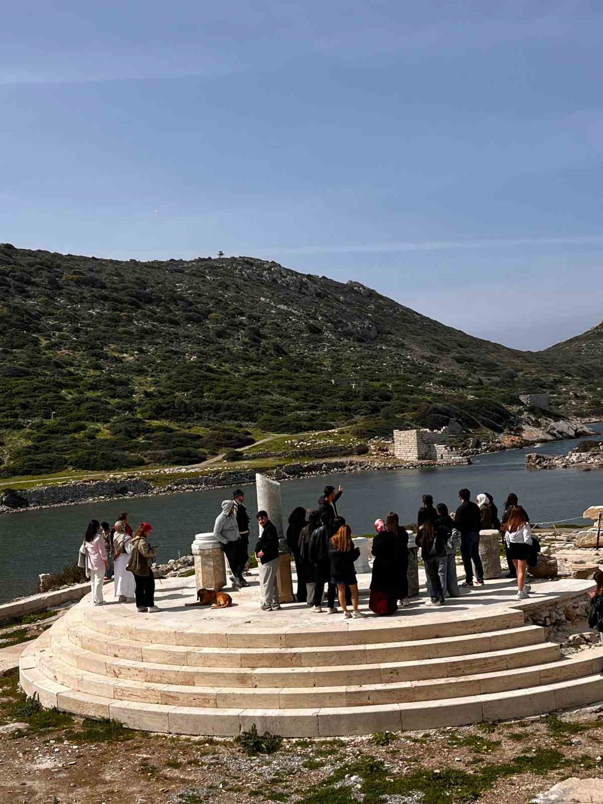 Knidos’un tarihi gençlerin elinde şekilleniyor
