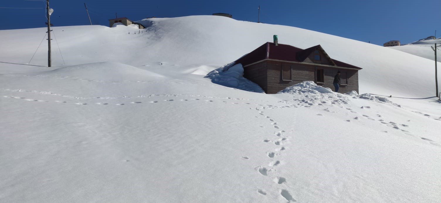 Koca oğlan engel tanımıyor
