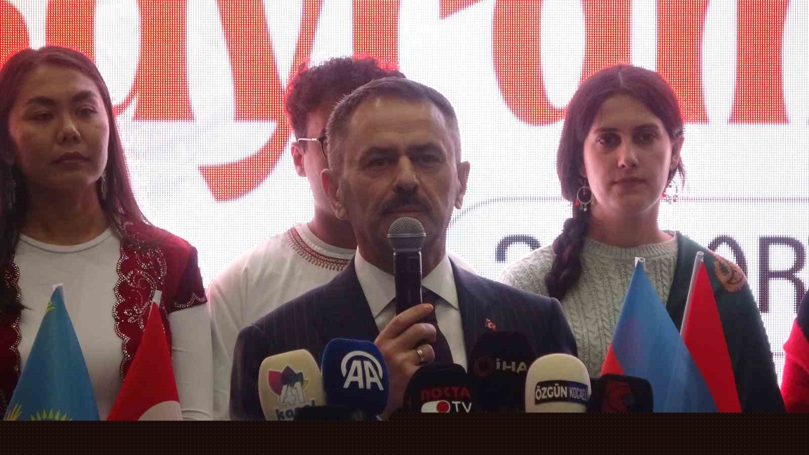 Kocaeli 42’inci kez bayramlaştı: Renkli ve uluslararası buluşma
