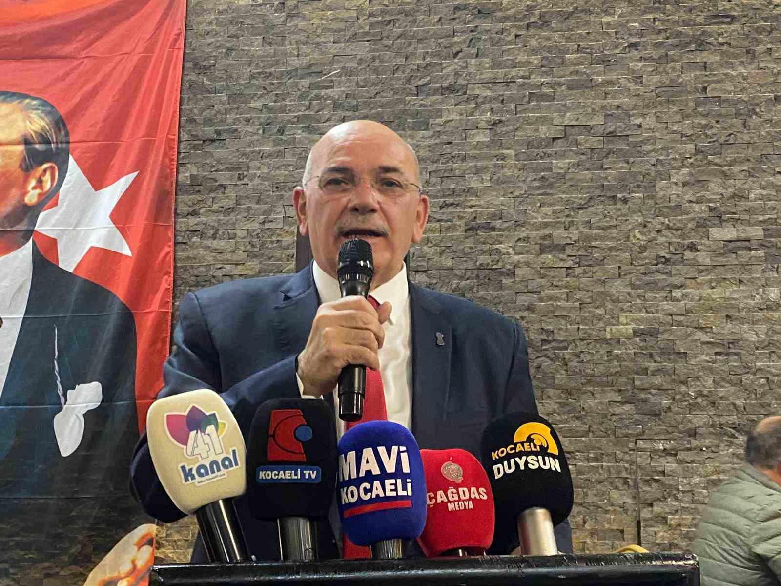 Kocaeli Esnaf ve Sanatkarlar Odası’nda Kadir Durmuş güven tazeledi
Kocaeli Esnaf ve Sanatkarlar Odası’nda Kadir Durmuş güven tazeledi