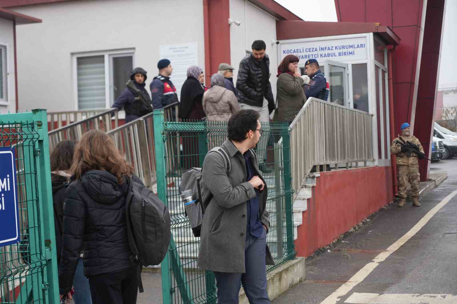 Kocaeli’de 7 kişinin hayatını kaybettiği fabrika yangını davasında üçüncü gün
Kocaeli’de 7 kişinin hayatını kaybettiği fabrika yangını davasında üçüncü gün