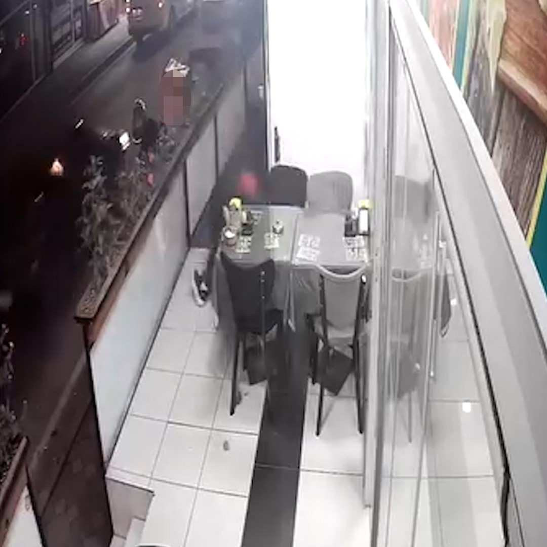 Kocaeli’de kebapçıya silahlı saldırının görüntüleri ortaya çıktı
