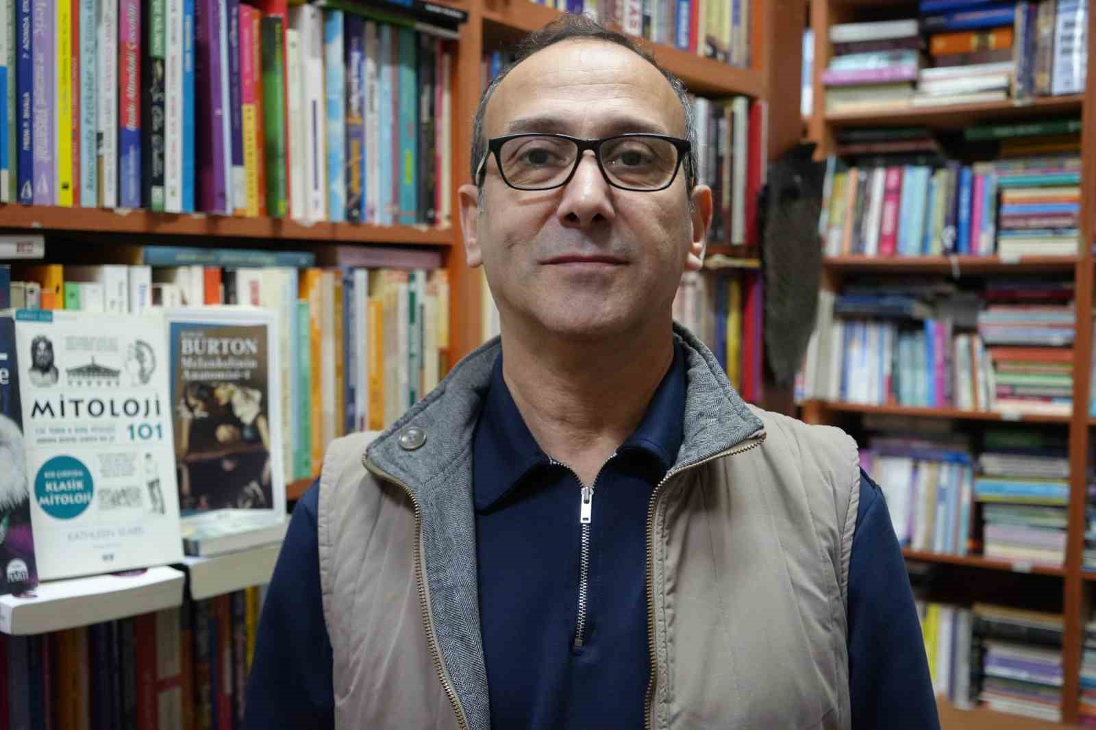 Kocaelili sahafın Shakespeare üzüntüsü
