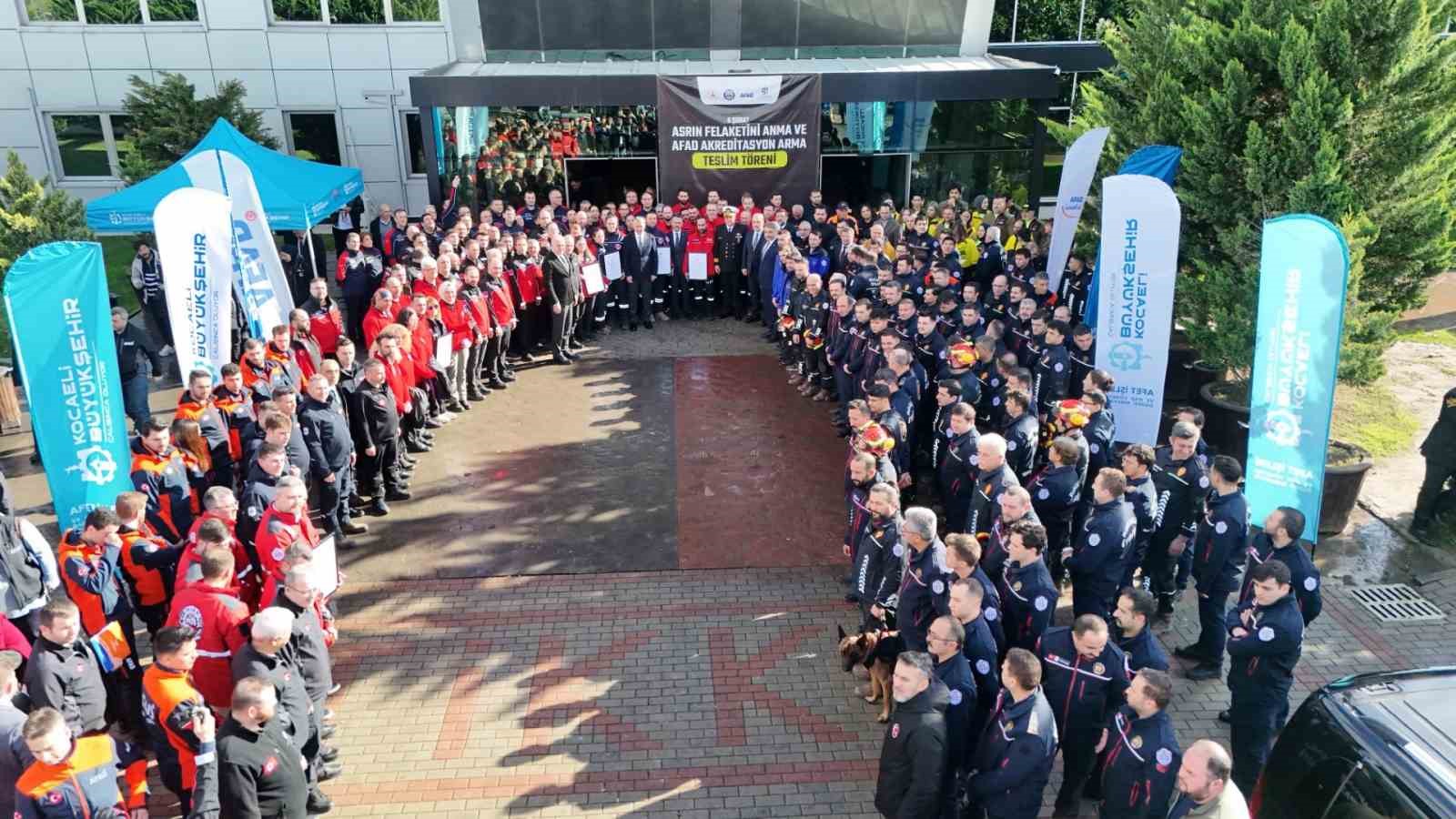 Kocaeli’nin arama kurtarma gücüne akreditasyon tescili
Kocaeli’nin arama kurtarma gücüne akreditasyon tescili