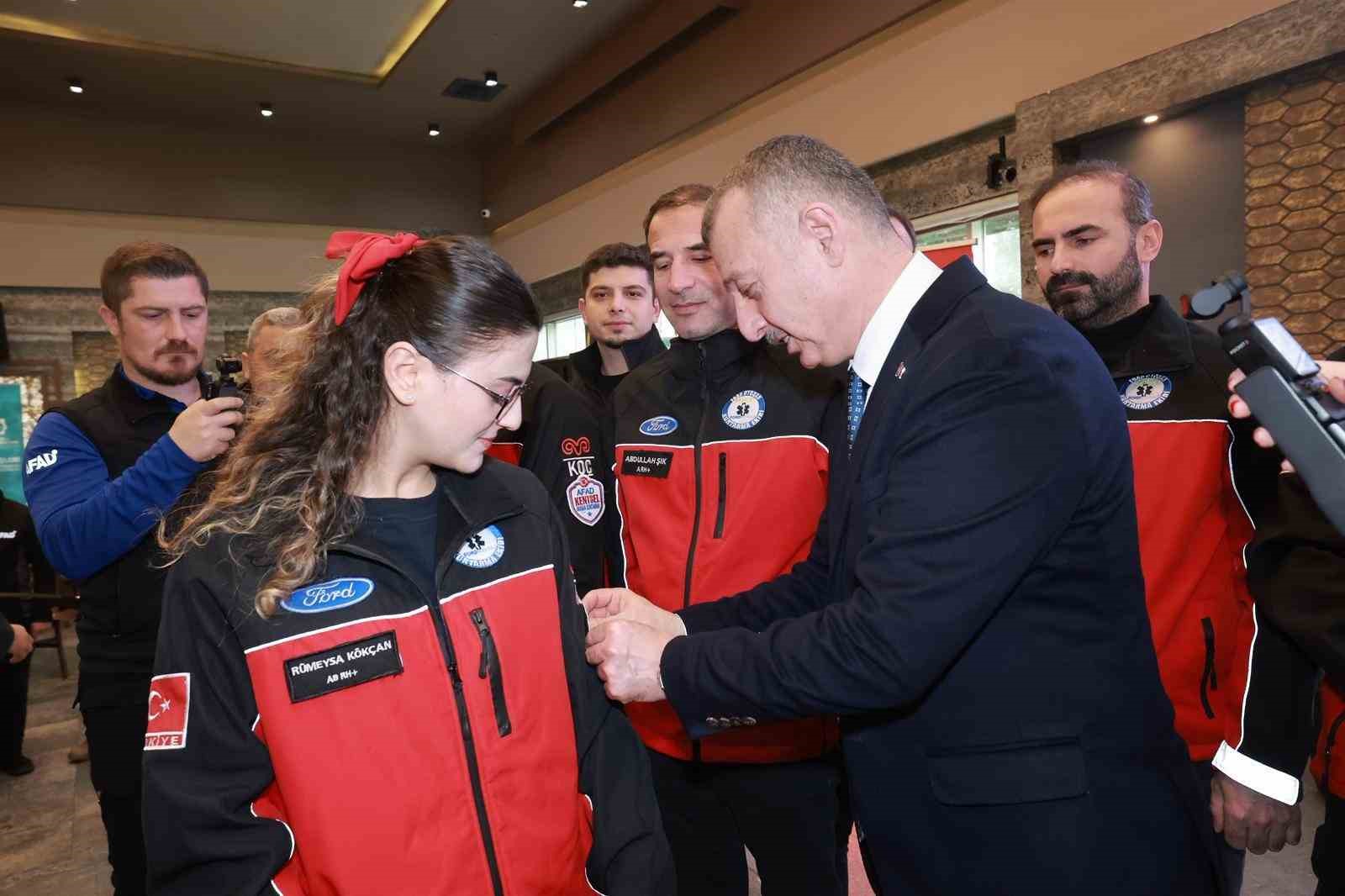 Kocaeli’nin arama kurtarma gücüne akreditasyon tescili
Kocaeli’nin arama kurtarma gücüne akreditasyon tescili