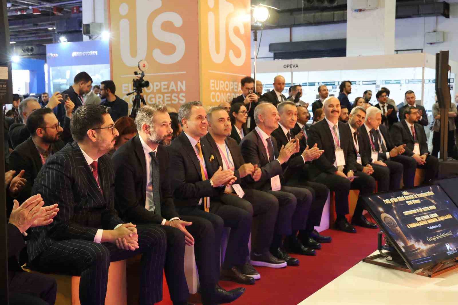 Kocaeli’nin "Dijital İkiz Projesi"ne akıllı ulaşım ödülü
