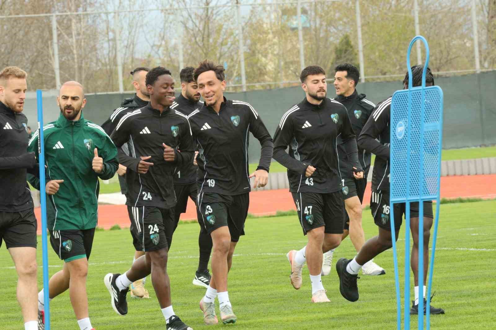 Kocaelispor’da Galatasaray mesaisi başladı
