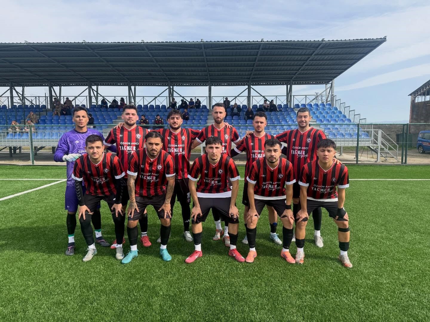 Koçarlı Belediyespor şampiyonluğunu ilan etti
Koçarlı Belediyespor şampiyonluğunu ilan etti