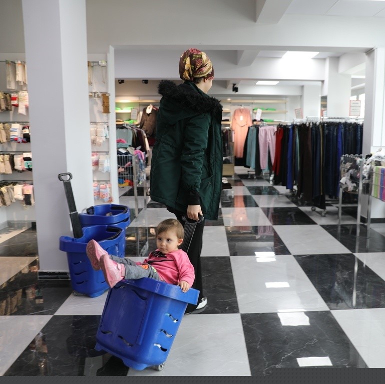 Kocasinan’da Ramazan Bayramı’nda ailelerin yüzü güldü
