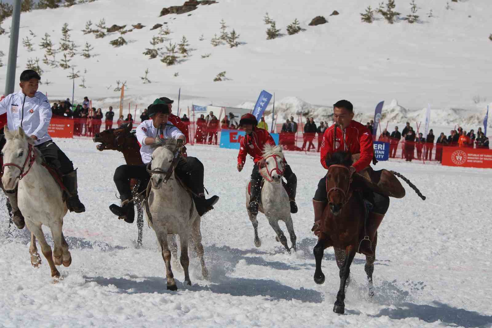Kökbörü Oyunları Erciyes 2026 nefes kesti
Kökbörü Oyunları Erciyes 2026 nefes kesti
