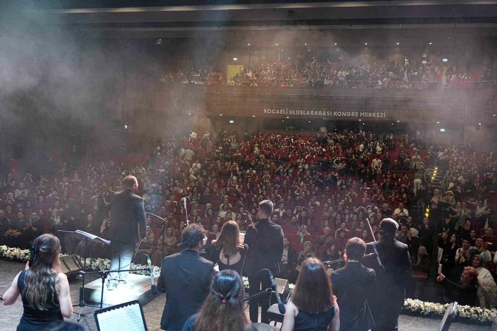 Konservatuvar Oda Orkestrası yeni üyelerini arıyor
Konservatuvar Oda Orkestrası yeni üyelerini arıyor