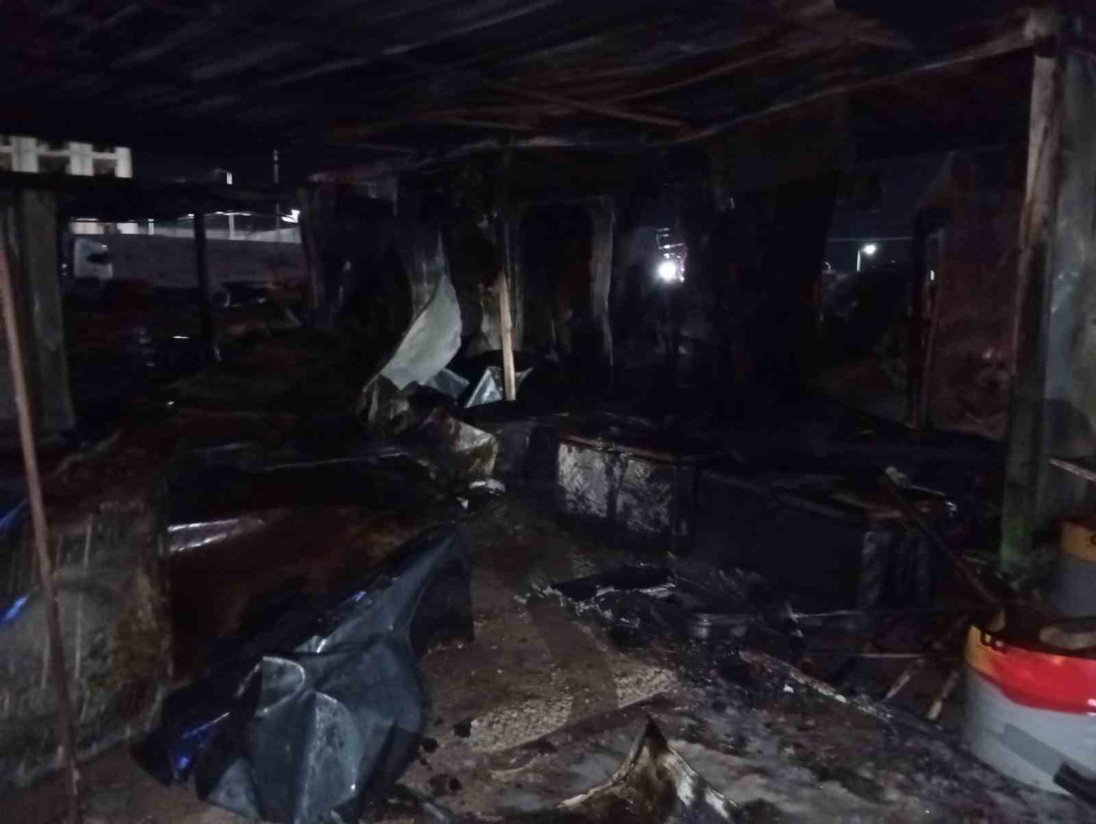 Konteyner yangınında 1 kişi öldü
