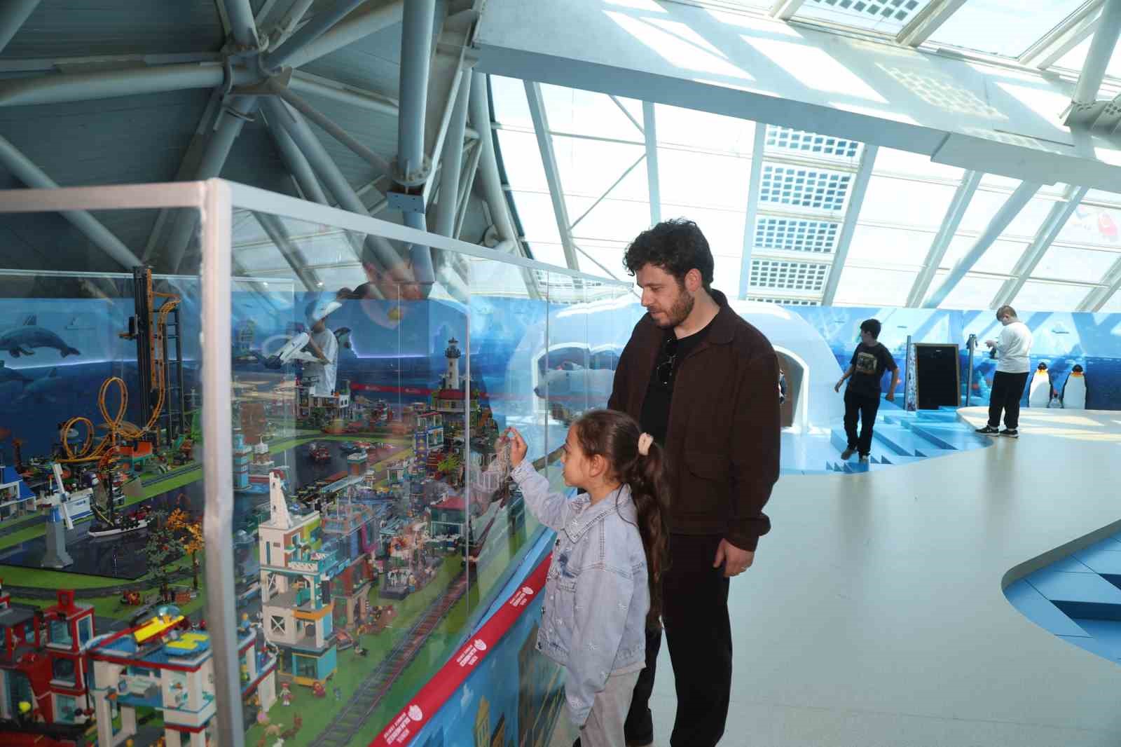 Konya Büyükşehir’den minik İlayda’ya 23 Nisan sürprizi
