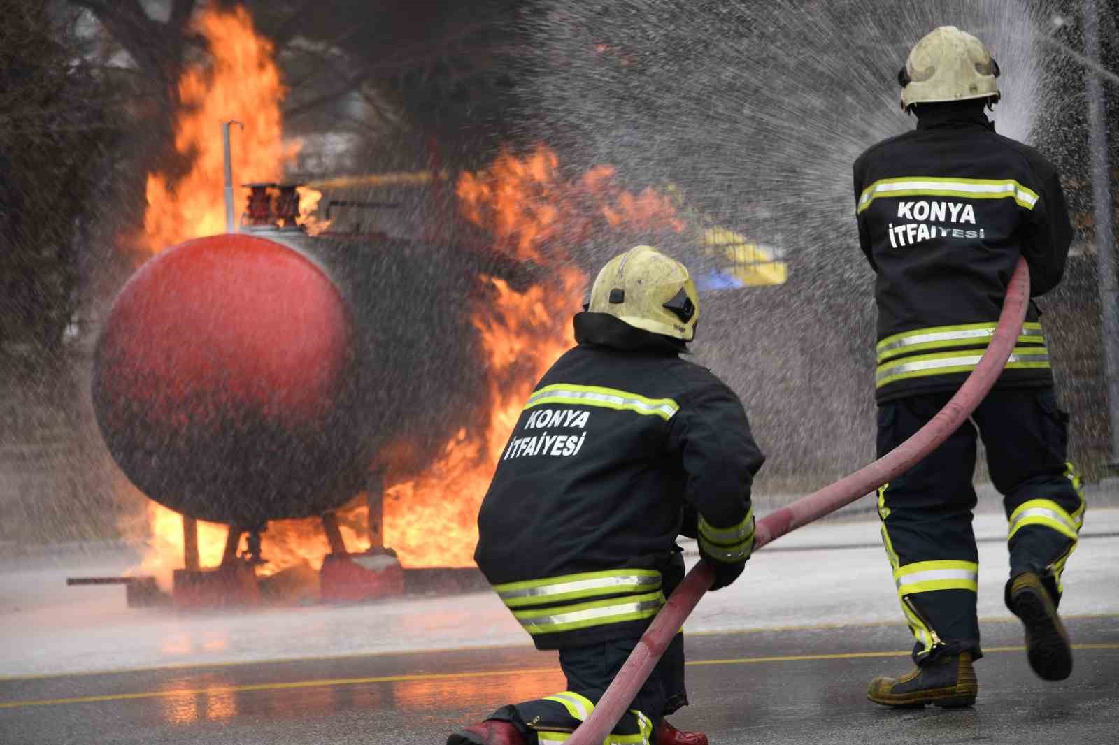 Konya İtfaiyesi 2025’te 15 bin 497 olaya müdahale etti
