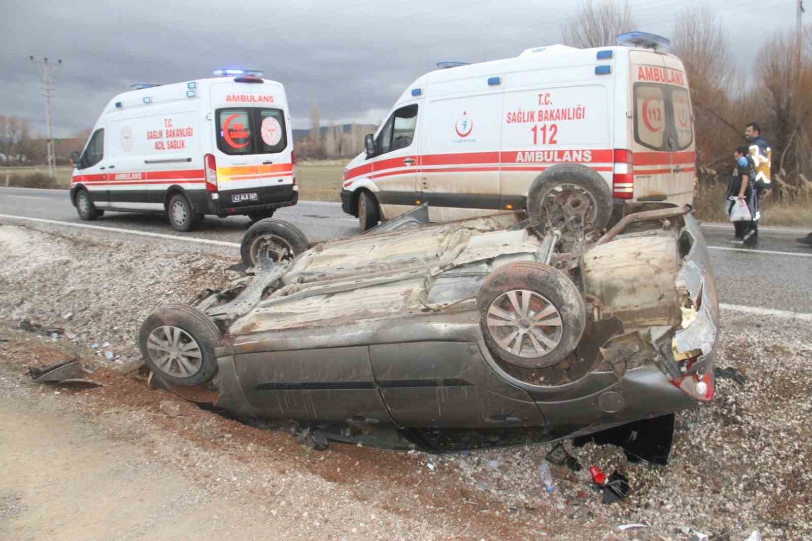 Konya’da otomobil devrildi: 6 kişi yaralandı

