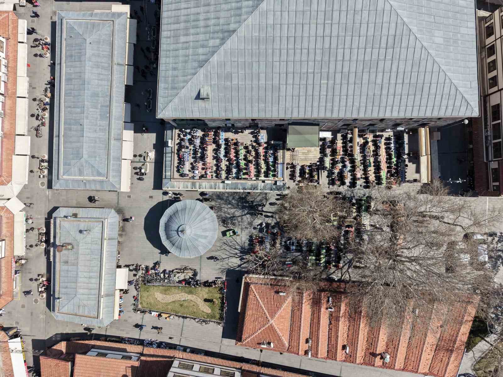 Konya’da Ramazan ayının son cuma namazı kılındı
