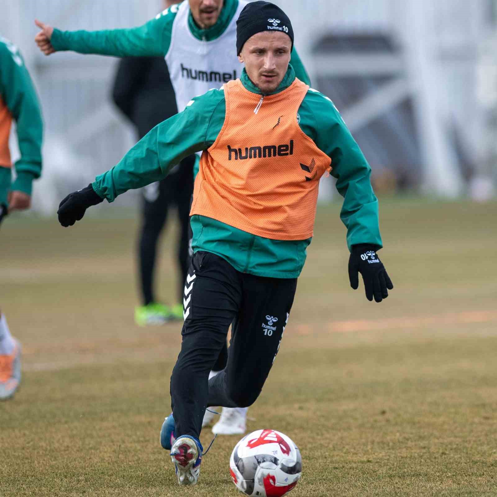 Konyaspor, Beşiktaş maçının hazırlıklarına başladı
