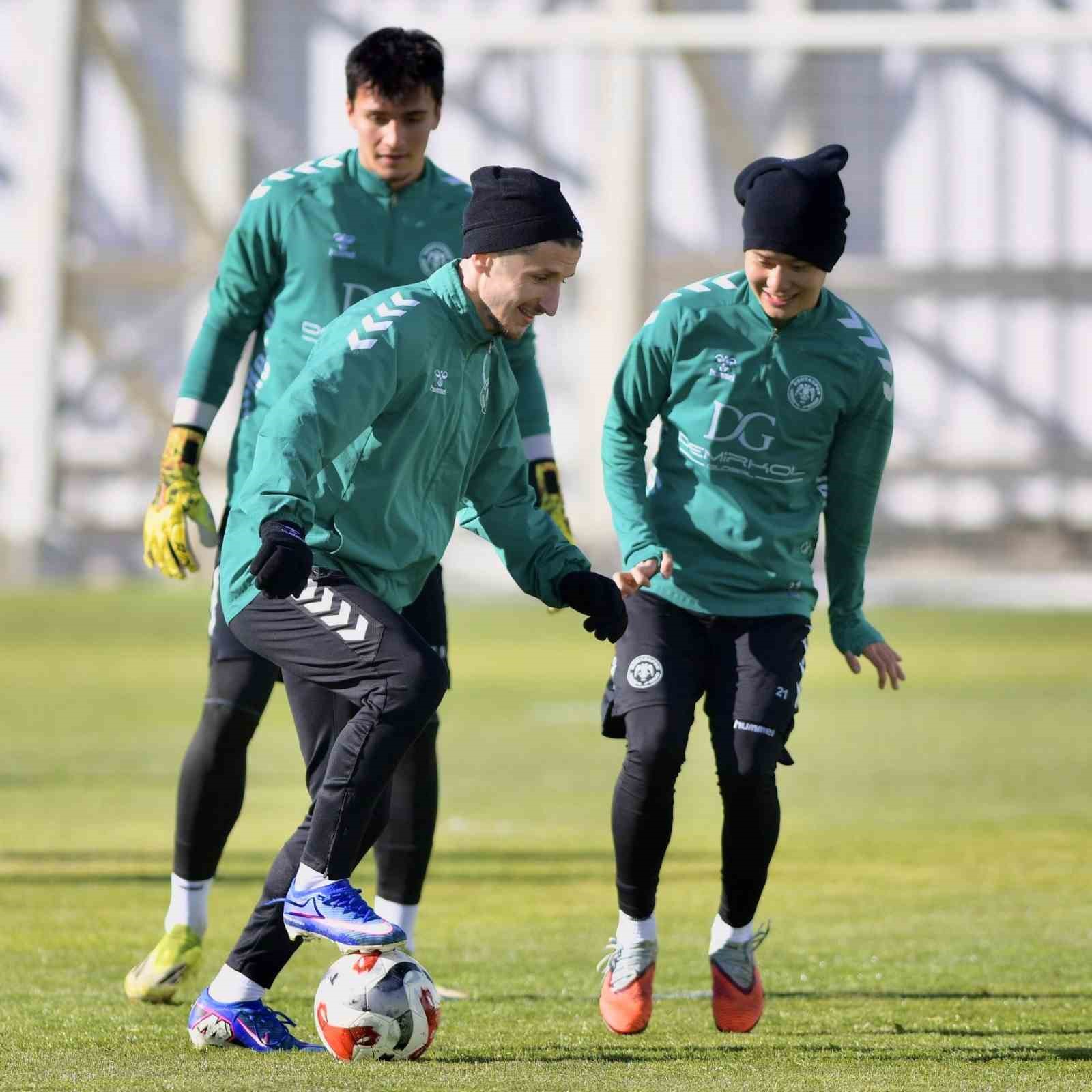 Konyaspor, Kasımpaşa maçı hazırlıklarını tamamladı
