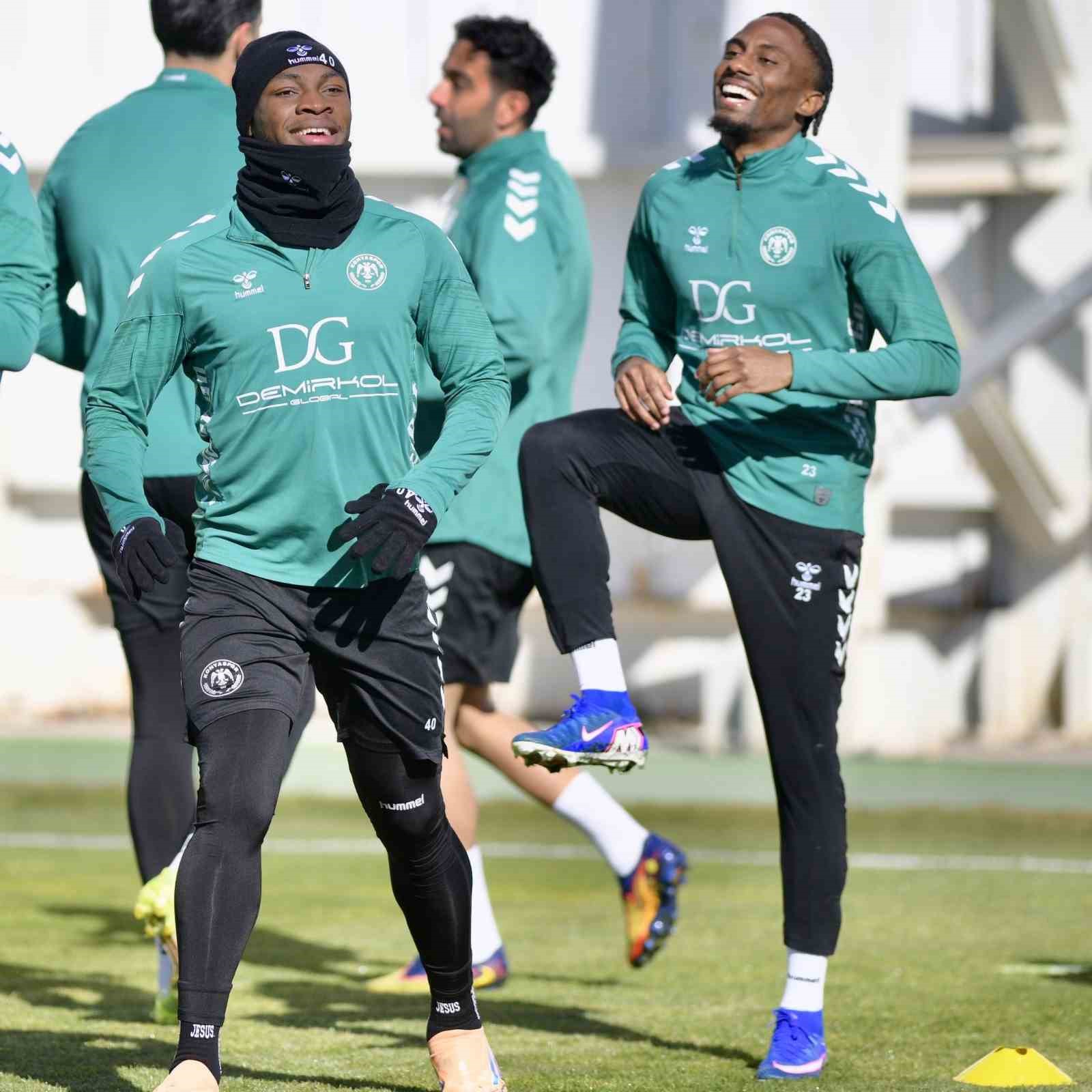Konyaspor, Kasımpaşa maçı hazırlıklarını tamamladı
