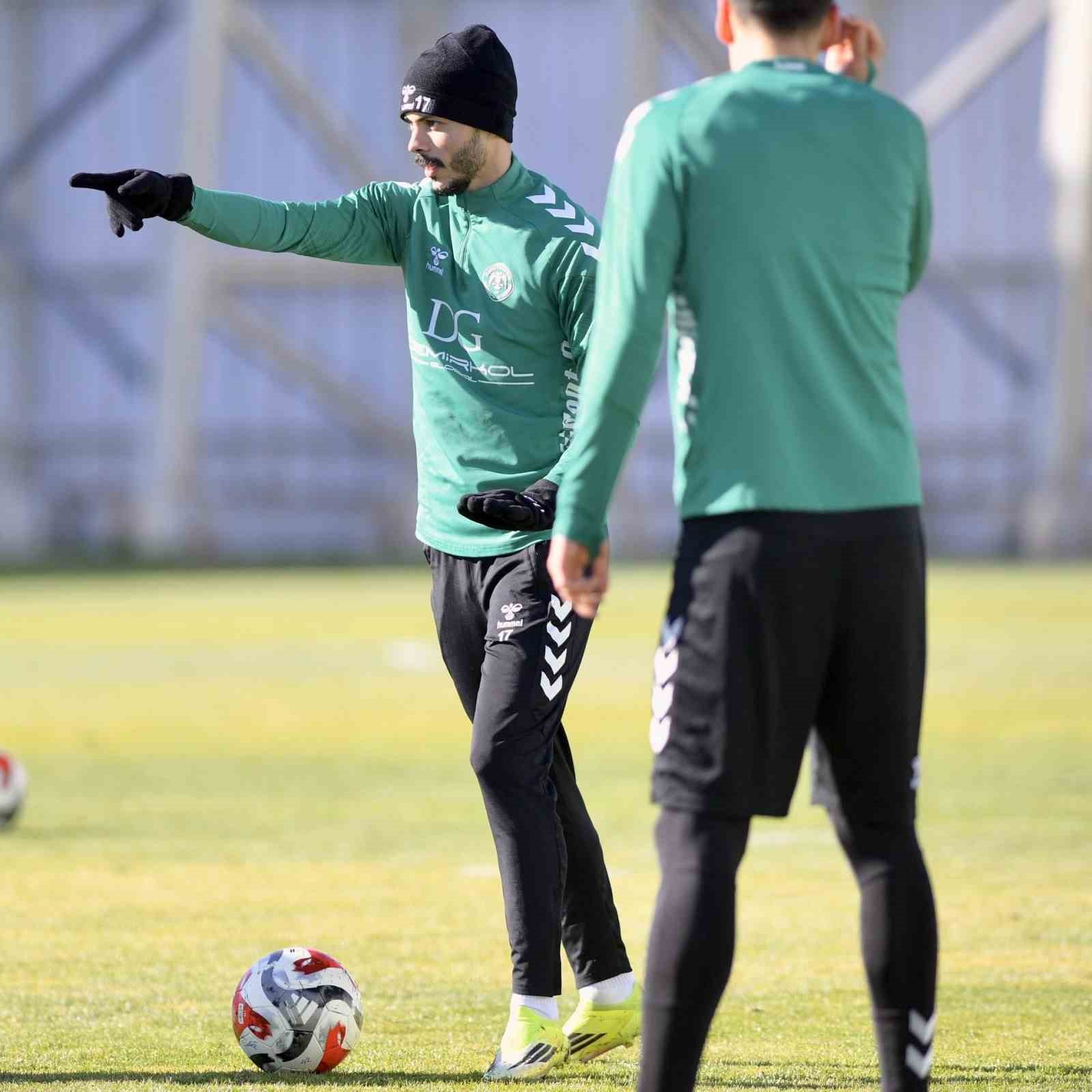 Konyaspor, Kasımpaşa maçı hazırlıklarını tamamladı
