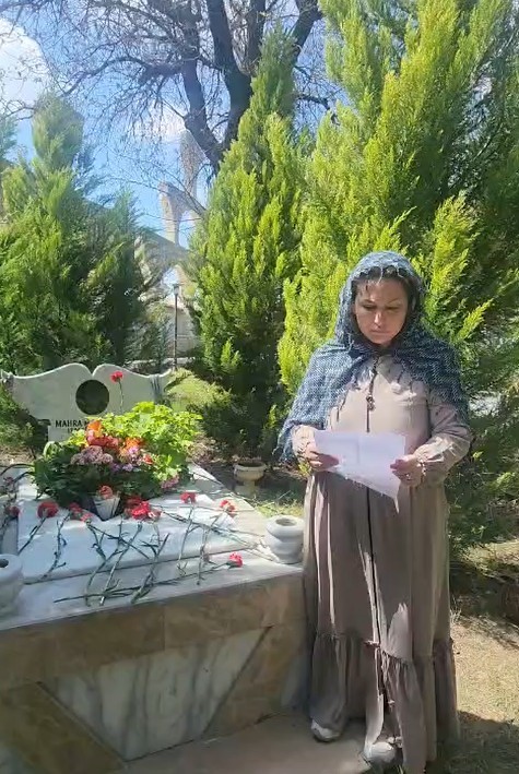 Köpekten kaçarken kamyonun altında kalarak ölmüştü, sınıf arkadaşlarının vefası anneyi duygulandırdı
