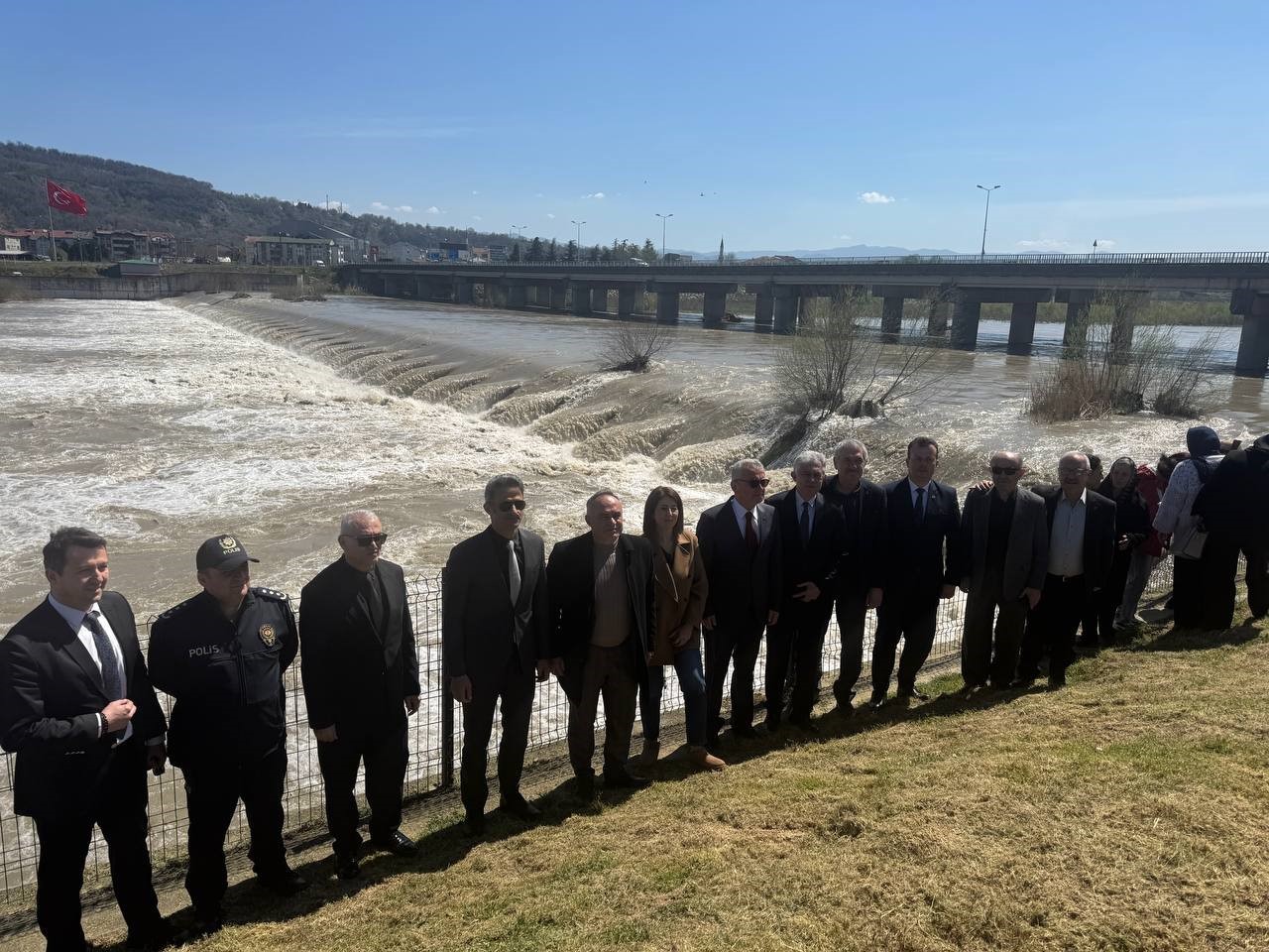 Köprü faciasında hayatını kaybedenler 14. ölüm yılında anıldı
